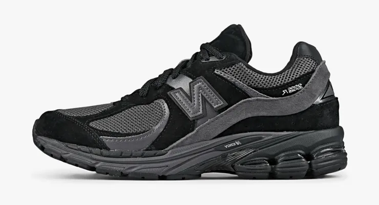 Кроссовки New Balance 2002R «Black Magnet» черный