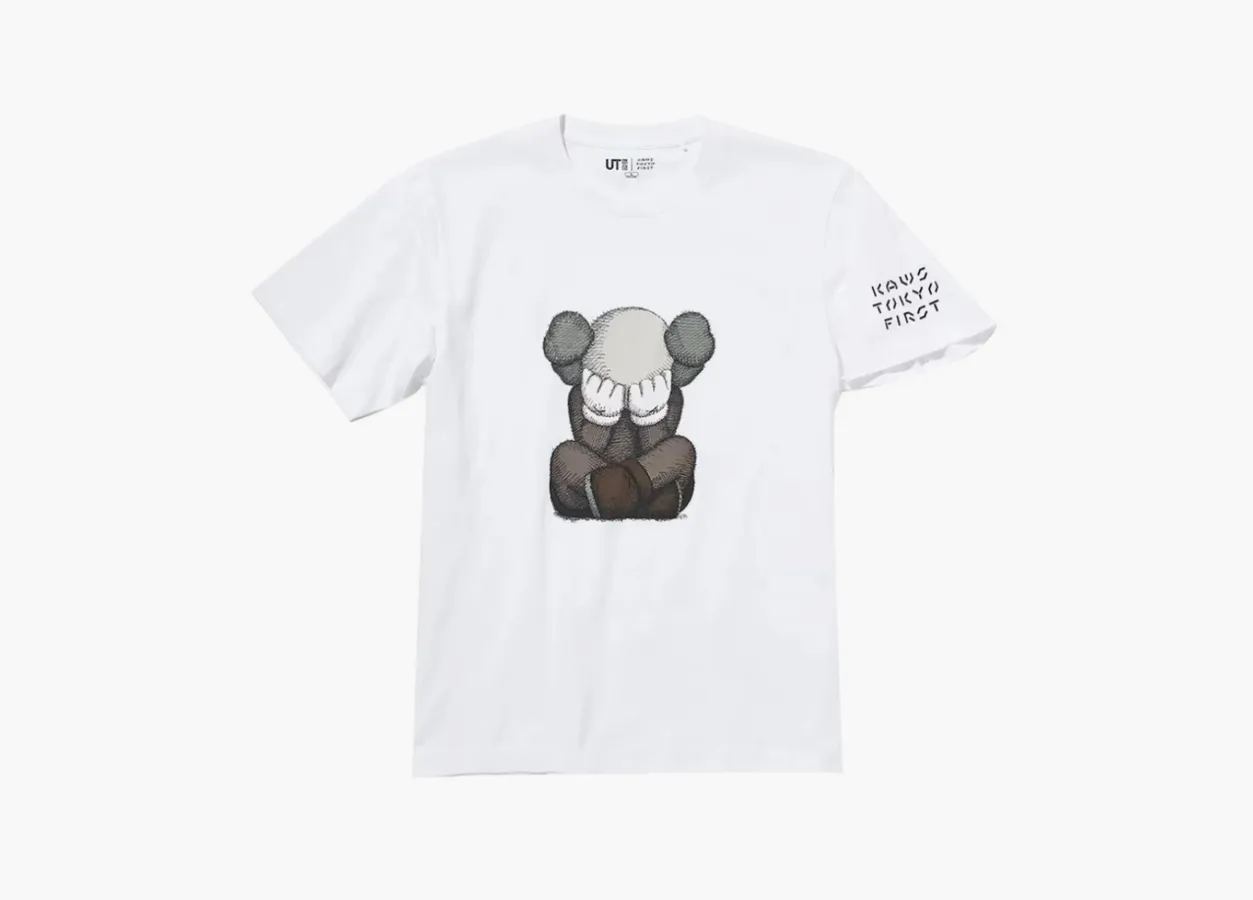 Kaws x Uniqlo Tokyo First Mori Arts Gallery Exclusive Tee T-Shirt «White»