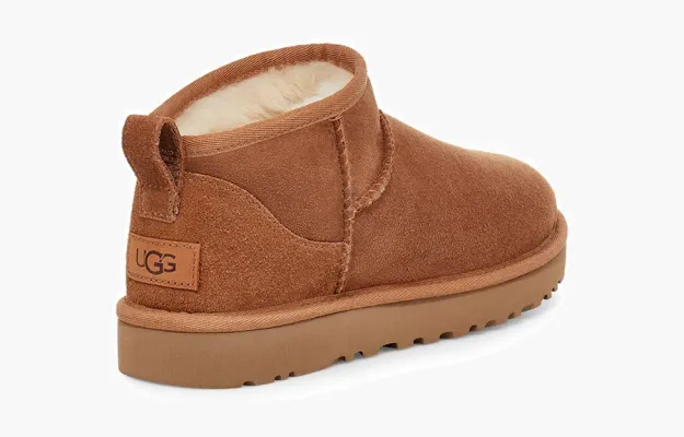 Обувь Wmns Classic Ultra Mini Boot 'Chestnut' &nbsp;</b>Chestnut