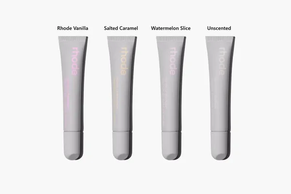 Косметика Rhode Peptide Lip Treatment серый