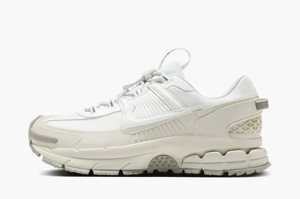 Кроссовки Nike Zoom Vomero Roam «Summit White» белый