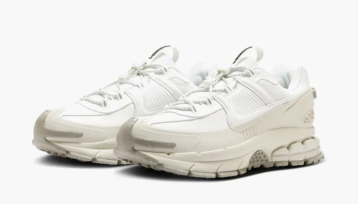 Кроссовки Nike Zoom Vomero Roam «Summit White» белый