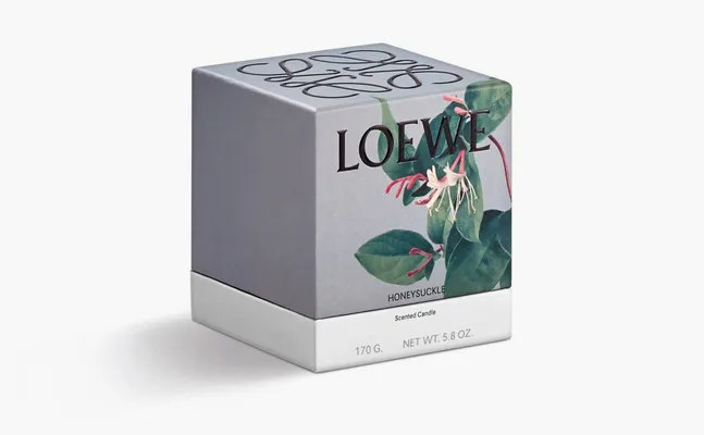 Парфюмерия Loewe Small Scented Candle «Honeysuckle» желтый