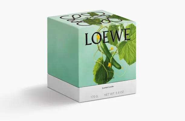 Парфюмерия Loewe Small Scented Candle «Cucumber» зеленый