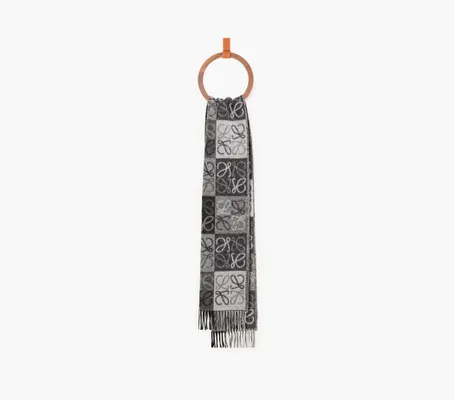 Аксессуары Loewe Scarf In Wool and Cashmere «Black/White» серый