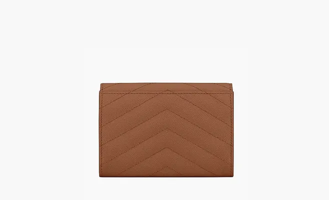 Аксессуары Saint Laurent Cassandre Grain De Poudre Envelope Wallet «Small Dark Natural» коричневый