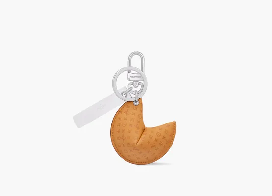 Аксессуары Louis Vuitton Keychain LV Fortune Cookie желтый