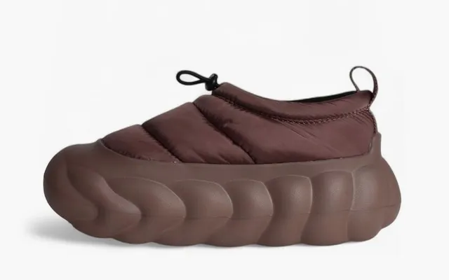 Crocs Overpuff Shorty «Truffle» korichnevye