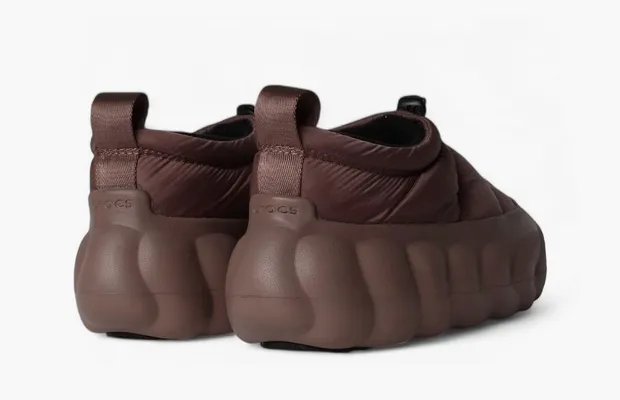  Crocs Overpuff Shorty «Truffle» korichnevye