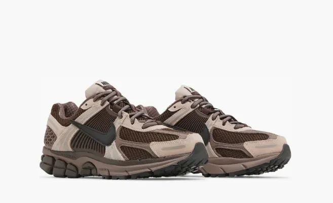  Nike Air Zoom Vomero 5 WMNS «Plum Eclipse» korichnevye