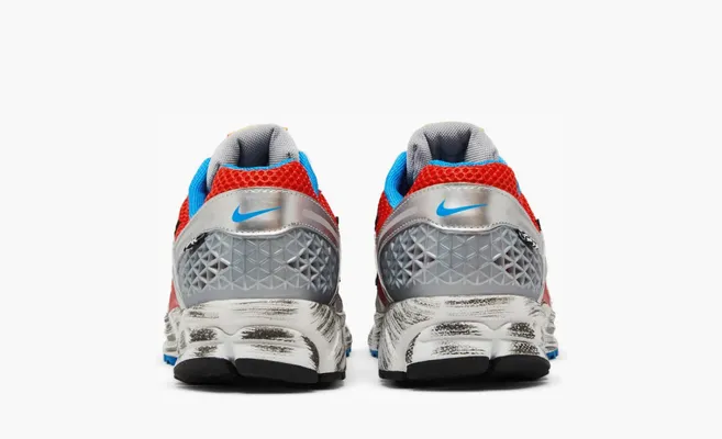  Air Zoom Vomero 5 WMNS «Gundam» krasnye 