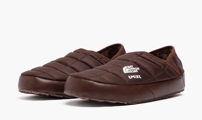 Обувь Skims x The North Face Thermoball Traction Mule 5 WMNS «Cocoa» коричневый