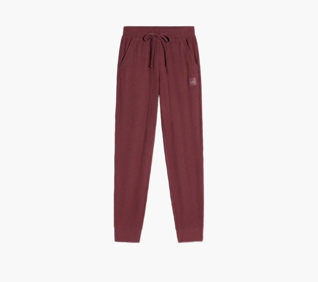 Alo Yoga Muse Sweatpant «Burgundy Truffle»