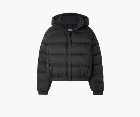 Одежда Alo Yoga Aspen Love Puffer Jacket «Black» черный