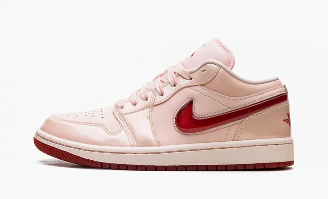 Кроссовки Air Jordan 1 Low SE WMNS «Patent Valentine's Day» rozovye