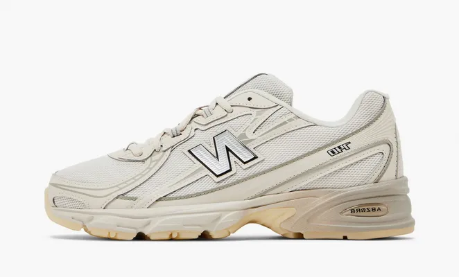  New Balance 740 «Lunar New Year» kremovye