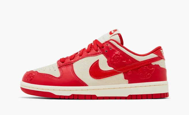 Кроссовки Nike Dunk Low WMNS «Roses» krasnye 