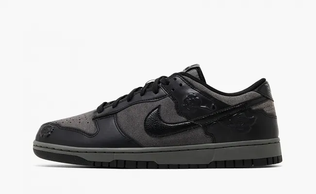 Кроссовки Nike Dunk Low WMNS «Black Roses» chyernye