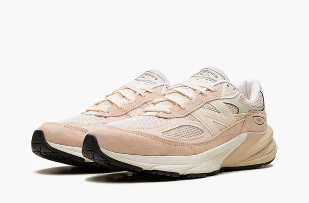 Кроссовки New Balance 990v6 x Teddy Santis Made in USA «Vintage Rose» kremovye