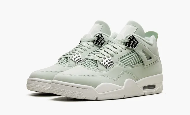 Кроссовки Air Jordan 4 Retro WMNS «Abundance / Seafoam» zelyenye