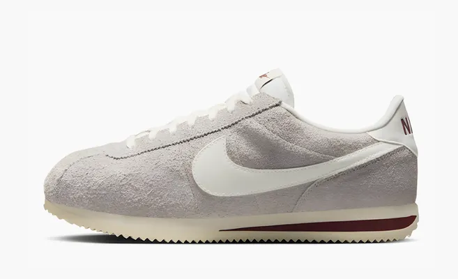 Кроссовки Nike Cortez SE «College Grey Team Red» korichnevye