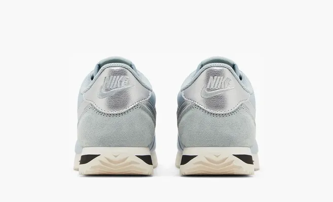 Кроссовки Nike Cortez WMNS «Light Pumice» golubye
