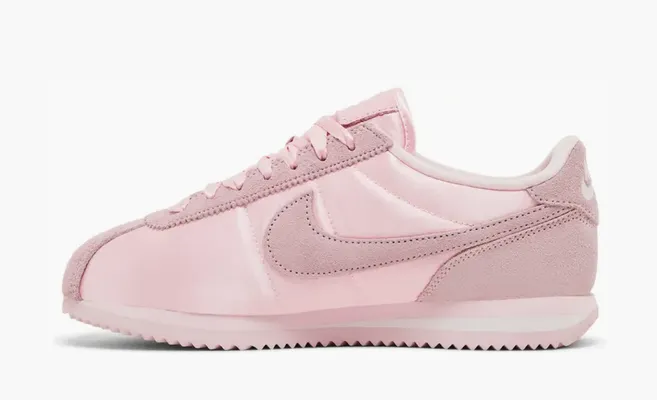 Кроссовки Nike Cortez WMNS «Satin Pack - Soft Pink» rozovye