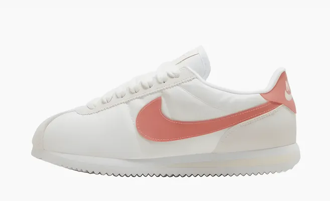 Кроссовки Nike Cortez WMNS «Sail Red Stardust» kremovye