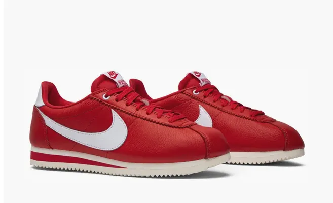 Кроссовки Nike Stranger Things x Cortez «OG Collection» krasnye 