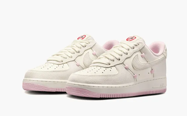 Кроссовки Nike Air Force 1 Low WMNS «Valentine's Day 2025» kremovye