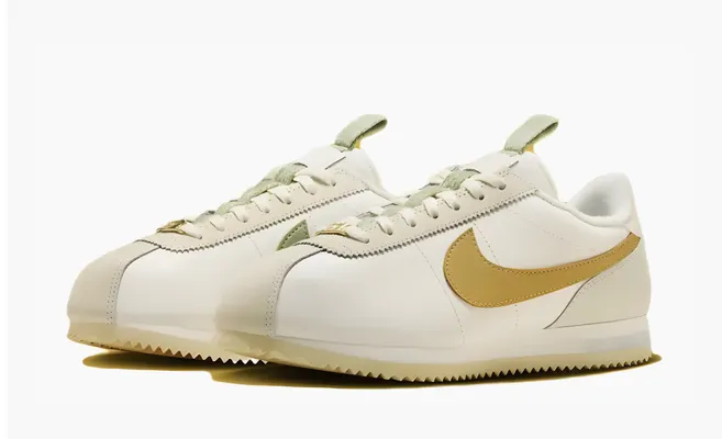 Кроссовки Nike Cortez WMNS «Wildflowers» kremovye