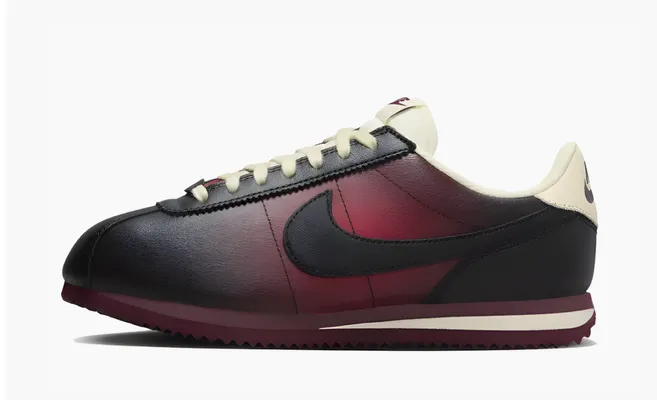 Кроссовки Nike Cortez «Unmuted» krasnye 