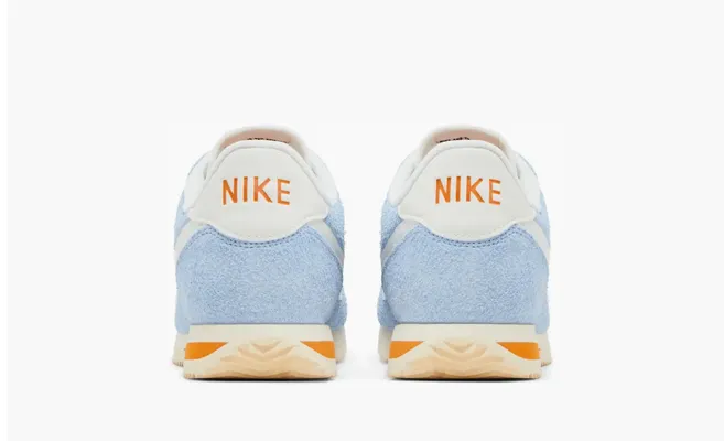 Кроссовки Nike Cortez SE «Psychic Blue» golubye