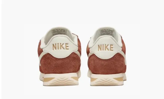Кроссовки Nike Cortez SE «Dark Russet» korichnevye