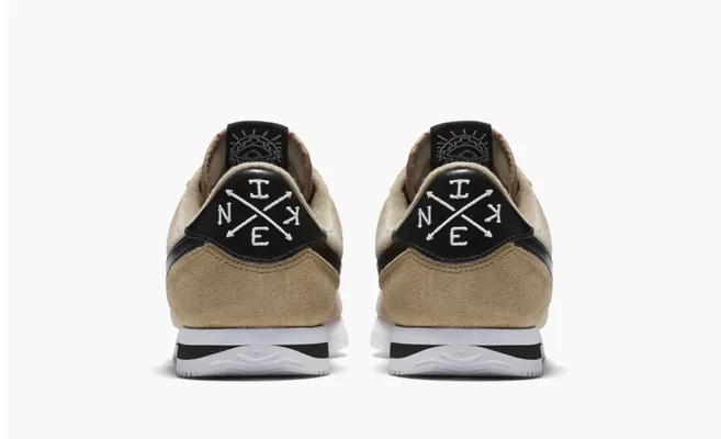 Кроссовки Nike Cortez Basic Premium QS «Desert Camo/Black-White» korichnevye