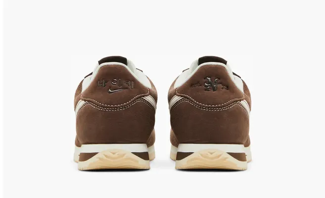 Кроссовки Nike Cortez SE «Hangul Day» korichnevye