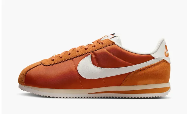 Кроссовки Nike Cortez TXT «Monarch Muslin Sail» oranzhevye