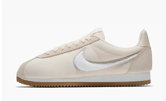 Кроссовки Nike Classic Cortez PREM WMNS «Guava Ice» rozovye