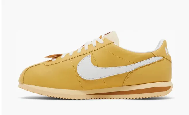 Кроссовки Nike Cortez '23 SE «Running Rabbit» zhyeltye