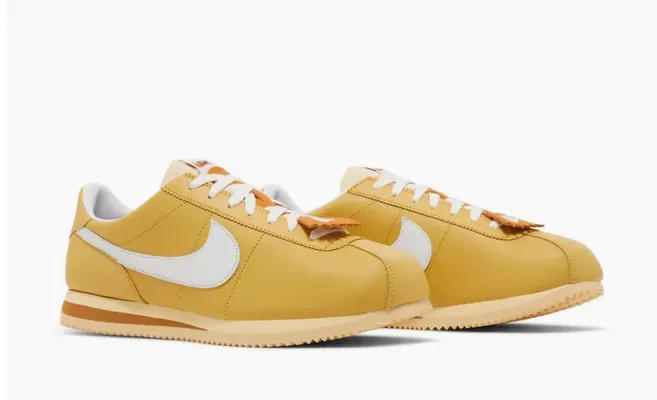 Кроссовки Nike Cortez '23 SE «Running Rabbit» zhyeltye