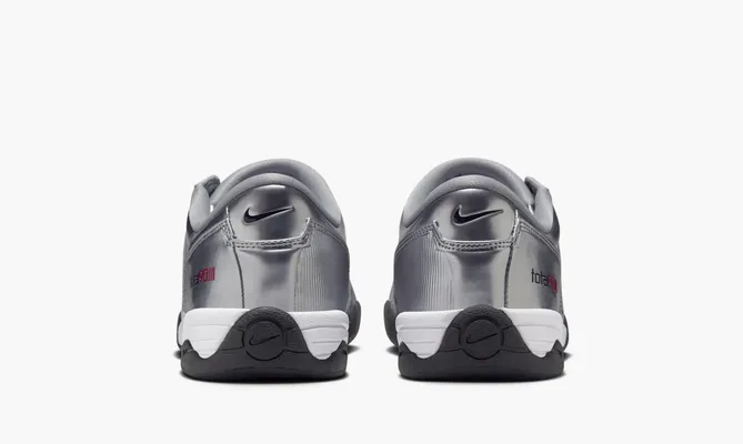  Nike Total 90 3 SP «Metallic Silver Red» 2025 serebryanyy