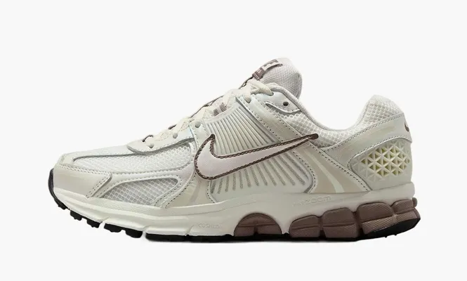 Кроссовки Nike Zoom Vomero 5 WMNS «Sail Mink Brown Black» kremovye