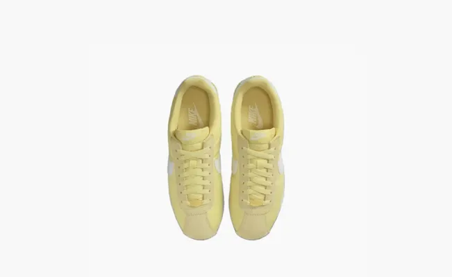 Кроссовки Nike Cortez Txt «Soft Yellow» zhyeltye