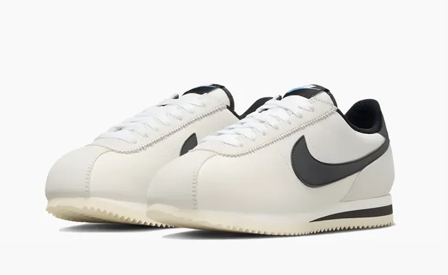 Кроссовки Nike Cortez SE WMNS «Supersonic» kremovye