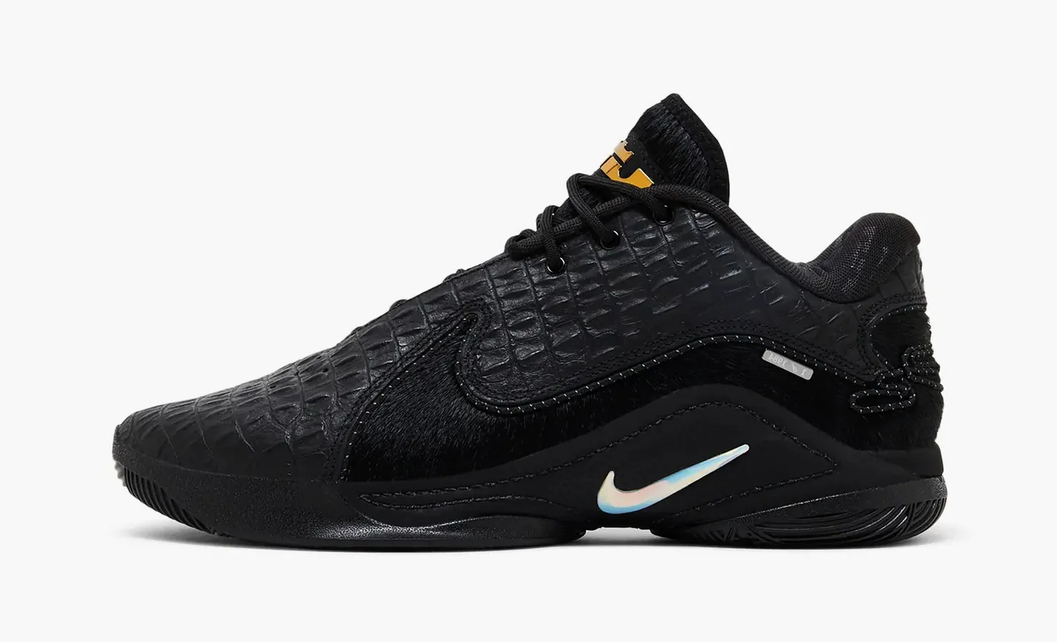 Nike LeBron 22 LX «Black Label Pack»