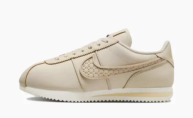 Кроссовки Nike Cortez SE WMNS «World Make Mexico» bezhevye