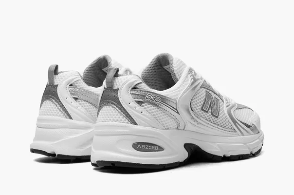 Кроссовки New Balance 530 «White Metallic Silver» belye