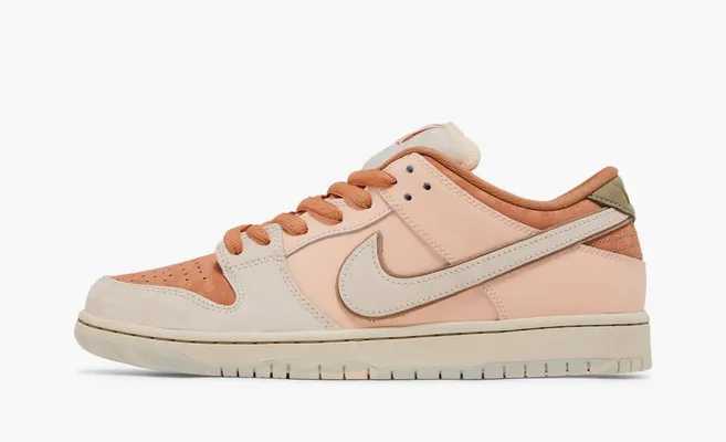 Кроссовки Nike Dunk Low SB «Trocadéro Gardens» kremovye