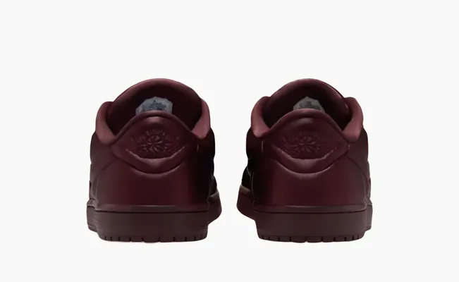 Кроссовки  Air Jordan 1 Low Method of Make WMNS «Satin Earth» korichnevye