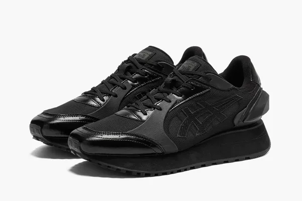  Asics Onitsuka Tiger Moage Co «Black/Graphite Grey» chyernye